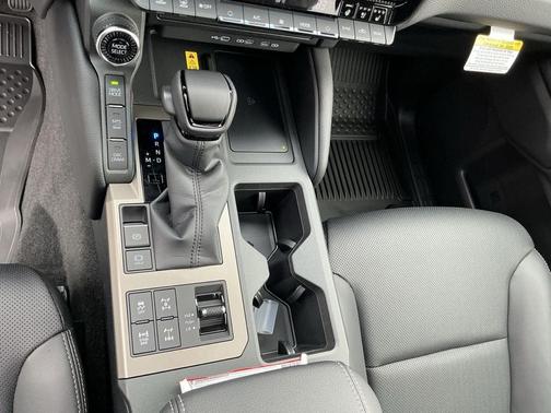 2026 Toyota Land Cruiser Base