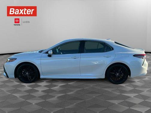 2024 Toyota Camry Hybrid SE