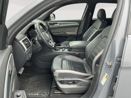 2023 Volkswagen Atlas Cross Sport 3.6L V6 SEL Premium R-Line