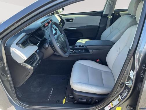 2018 Toyota Avalon XLE Premium