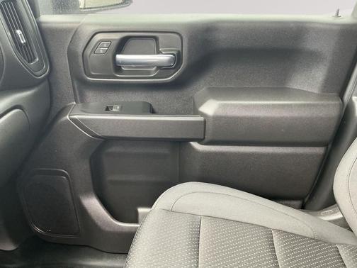 Summit White 2025 Chevrolet Silverado 2500 WT