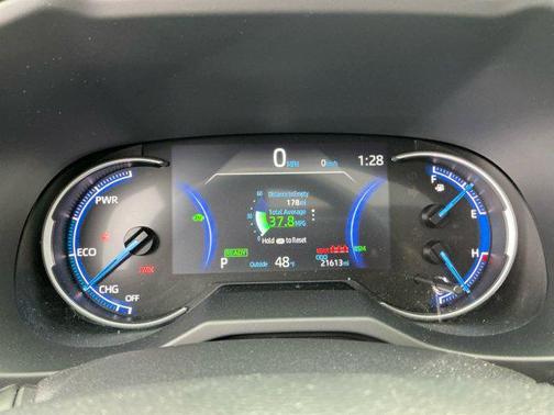 2022 Toyota RAV4 Hybrid SE