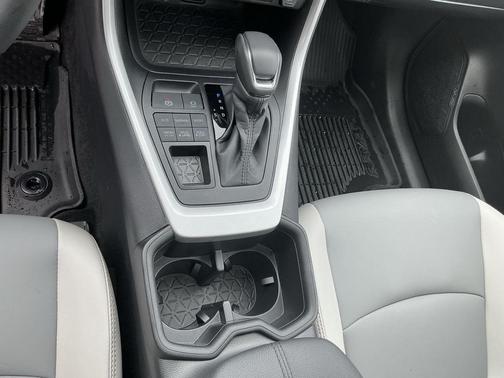 Silver Sky Metallic 2025 Toyota RAV4 XLE Premium