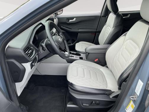 VAPOR BLUE METALLIC 2024 Ford Escape Platinum