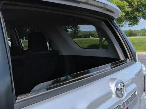 Classic Silver Metallic 2014 Toyota 4Runner SR5