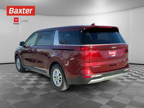 2023 Kia Carnival LX
