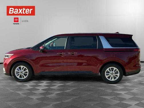 2023 Kia Carnival LX