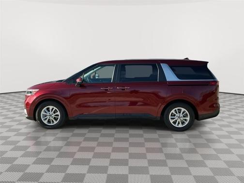 2023 Kia Carnival LX