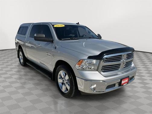 Bright Silver Metallic Clearcoat 2016 RAM 1500 Big Horn
