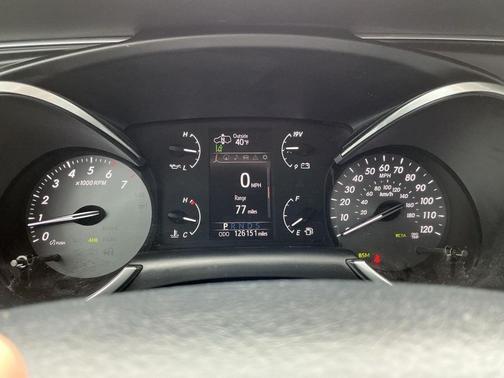 Silver Sky Metallic 2018 Toyota Sequoia Platinum