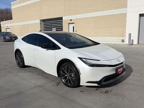 2024 Toyota Prius XLE