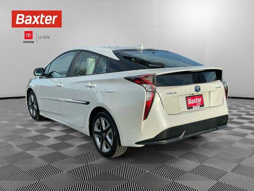 2016 Toyota Prius Four Touring