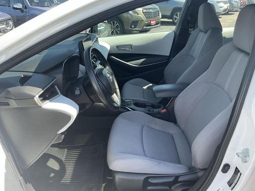 Wind Chill Pearl 2024 Toyota Corolla SE