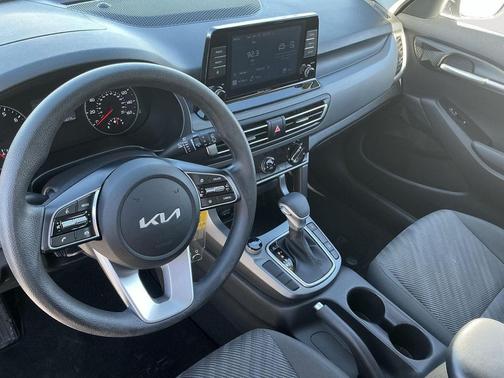 2023 Kia Seltos LX
