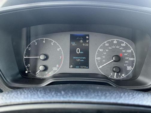 Ice Cap 2024 Toyota Corolla LE