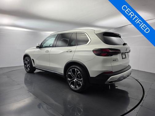 Alpine White 2024 BMW X5 sDrive40i