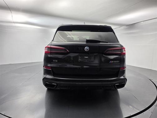 2023 BMW X5 M50i