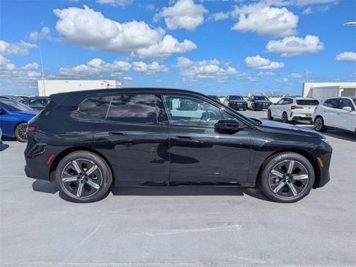 2026 BMW iX xDrive60