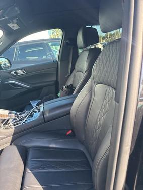 2023 BMW X6 xDrive40i