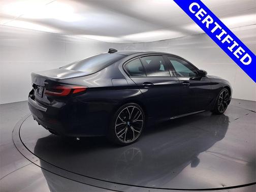 2022 BMW 540 i