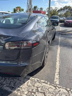 2024 Tesla Model S Base