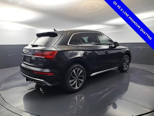 2023 Audi Q5 45 S line quattro Premium