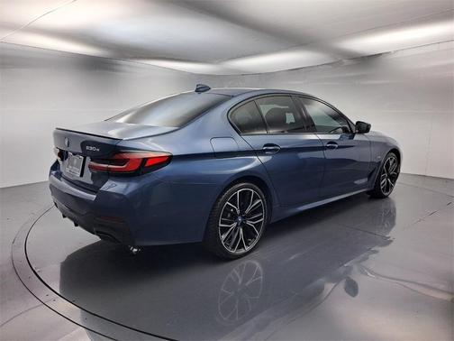 2023 BMW 530e 530e