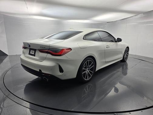 Alpine White 2023 BMW 430 i