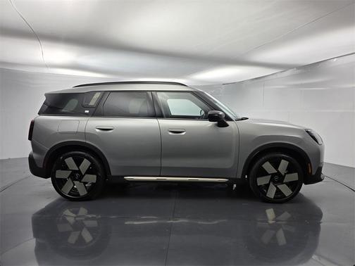 2025 MINI Countryman S