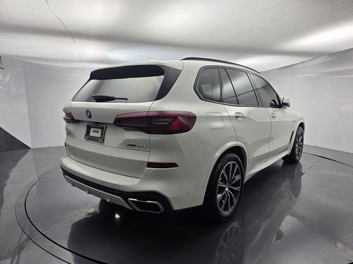 2022 BMW X5 PHEV xDrive45e