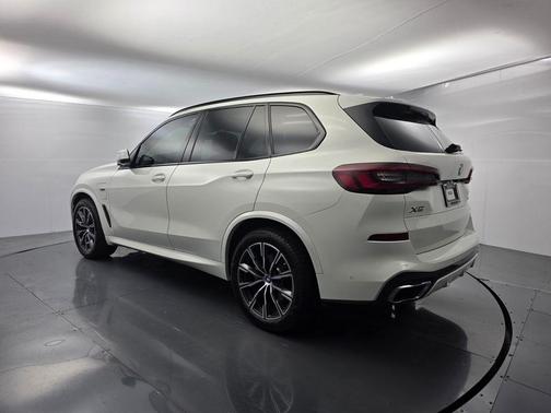 2022 BMW X5 PHEV xDrive45e
