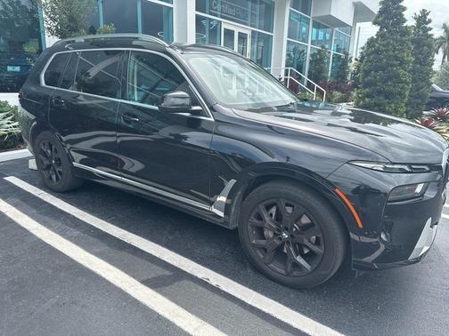 2023 BMW X7 xDrive40i
