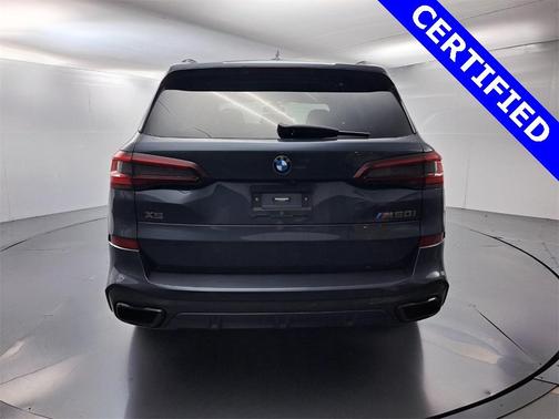 2022 BMW X5 M50i