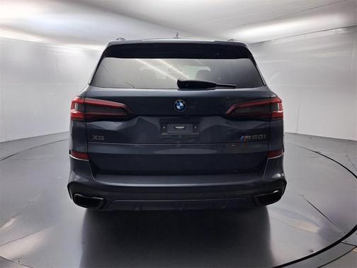 2022 BMW X5 M50i