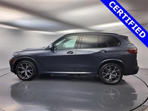 2022 BMW X5 M50i