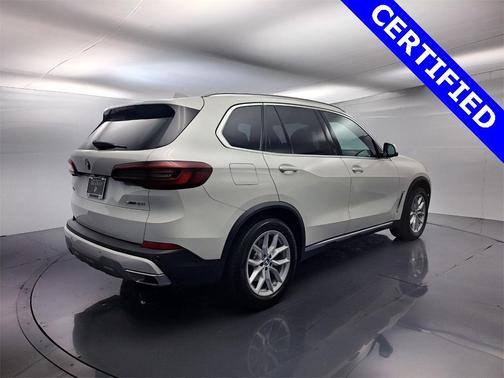 2023 BMW X5 sDrive40i