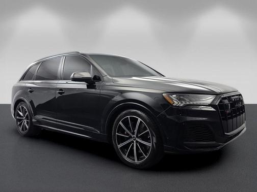 Mythos Black Metallic 2023 Audi SQ7 4.0T Premium Plus