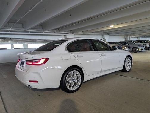 2025 BMW 330 i