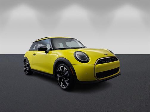 2025 MINI Hardtop SIGNATURE PLUS