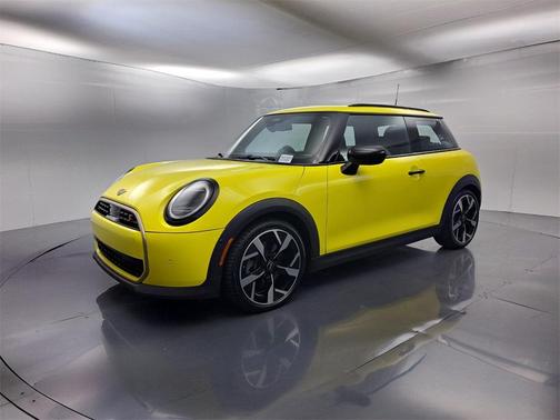 2025 MINI Hardtop SIGNATURE PLUS