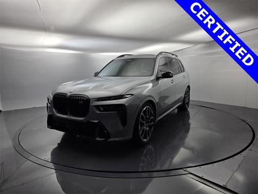 2025 BMW X7 M60i