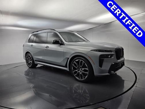 2025 BMW X7 M60i