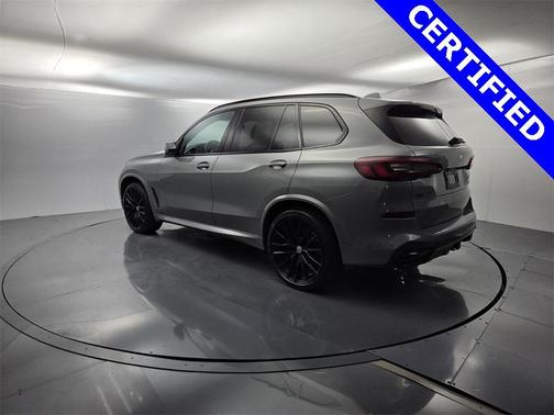 2023 BMW X5 M50i
