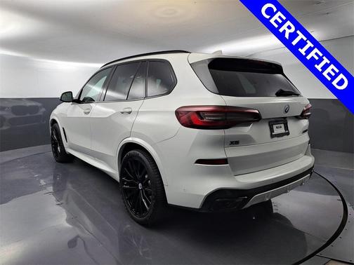 2023 BMW X5 M50i