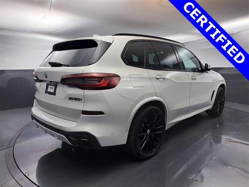 2023 BMW X5 M50i