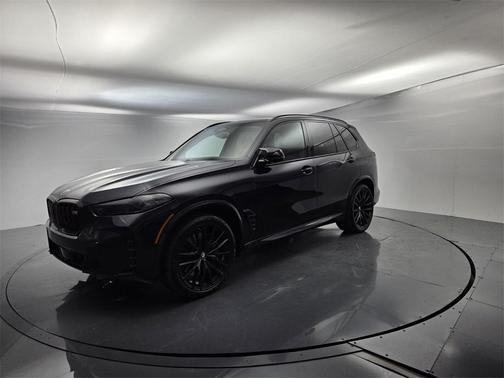 2024 BMW X5 M60i