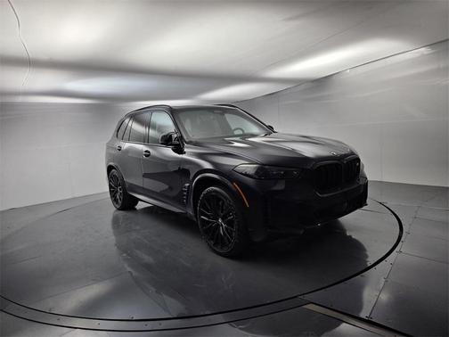 2024 BMW X5 M60i