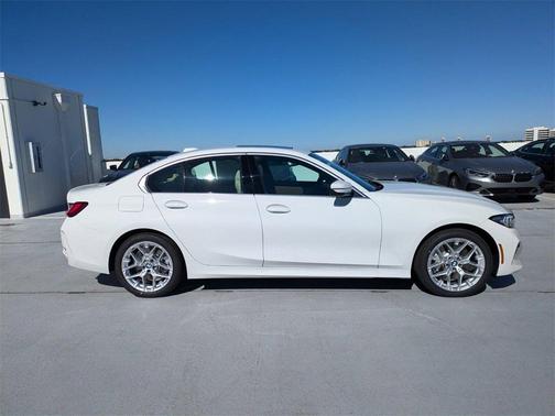 2025 BMW 330 i