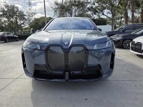 2026 BMW iX xDrive60