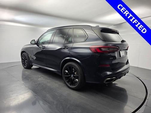 2022 BMW X5 M50i